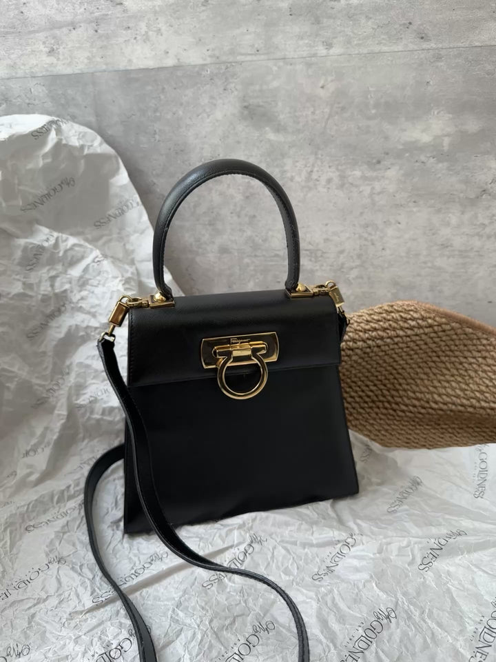 Ferragamo Mini Kelly in Black Textured Leather with Gold Gancini Hardware 🖤✨｜Elegant, Compact &amp; Versatile