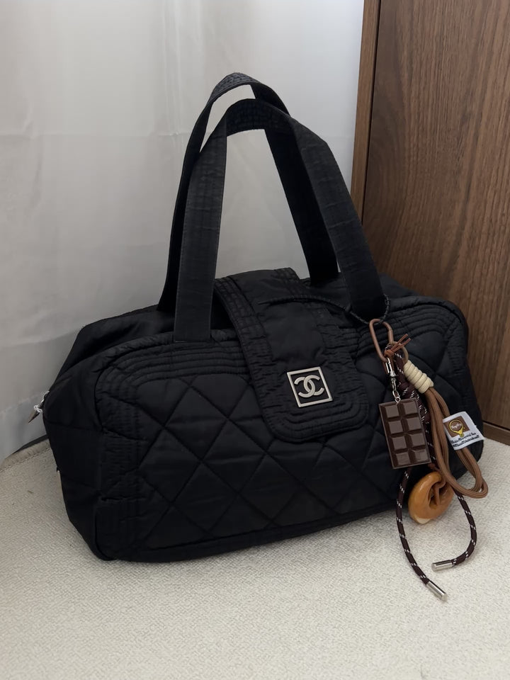 Chanel CC Shoulder Bag 🖤 | Lightweight Puffer Perfection ✨