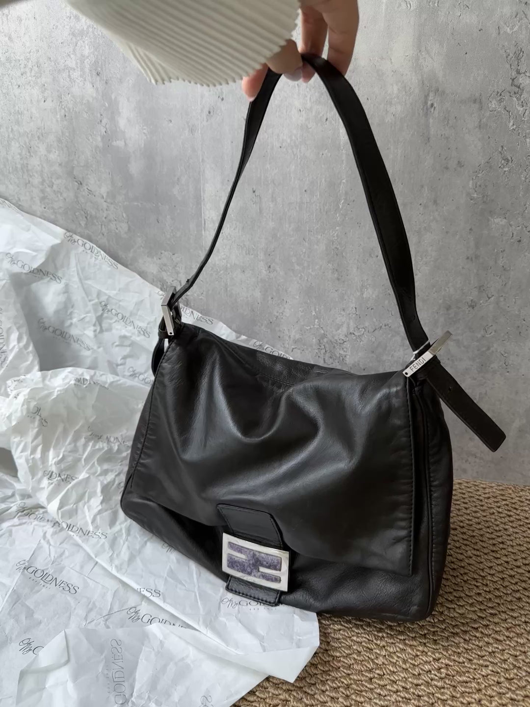 FENDI Monogram Lunchbox Bag – Iconic FF Canvas × Vintage-Inspired Silhouette
