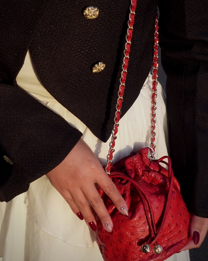 Chanel Ostrich Mini Drawstring Bag ❤️｜Rare Ostrich Leather × Gold CC Chain × Adorable Mini Size