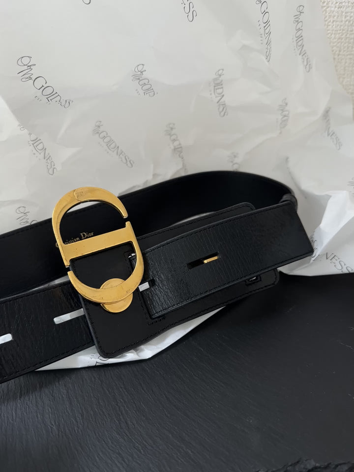 Dior Oversized Rotating Gold Buckle Belt ✨ | Iconic Statement Piece 🖤