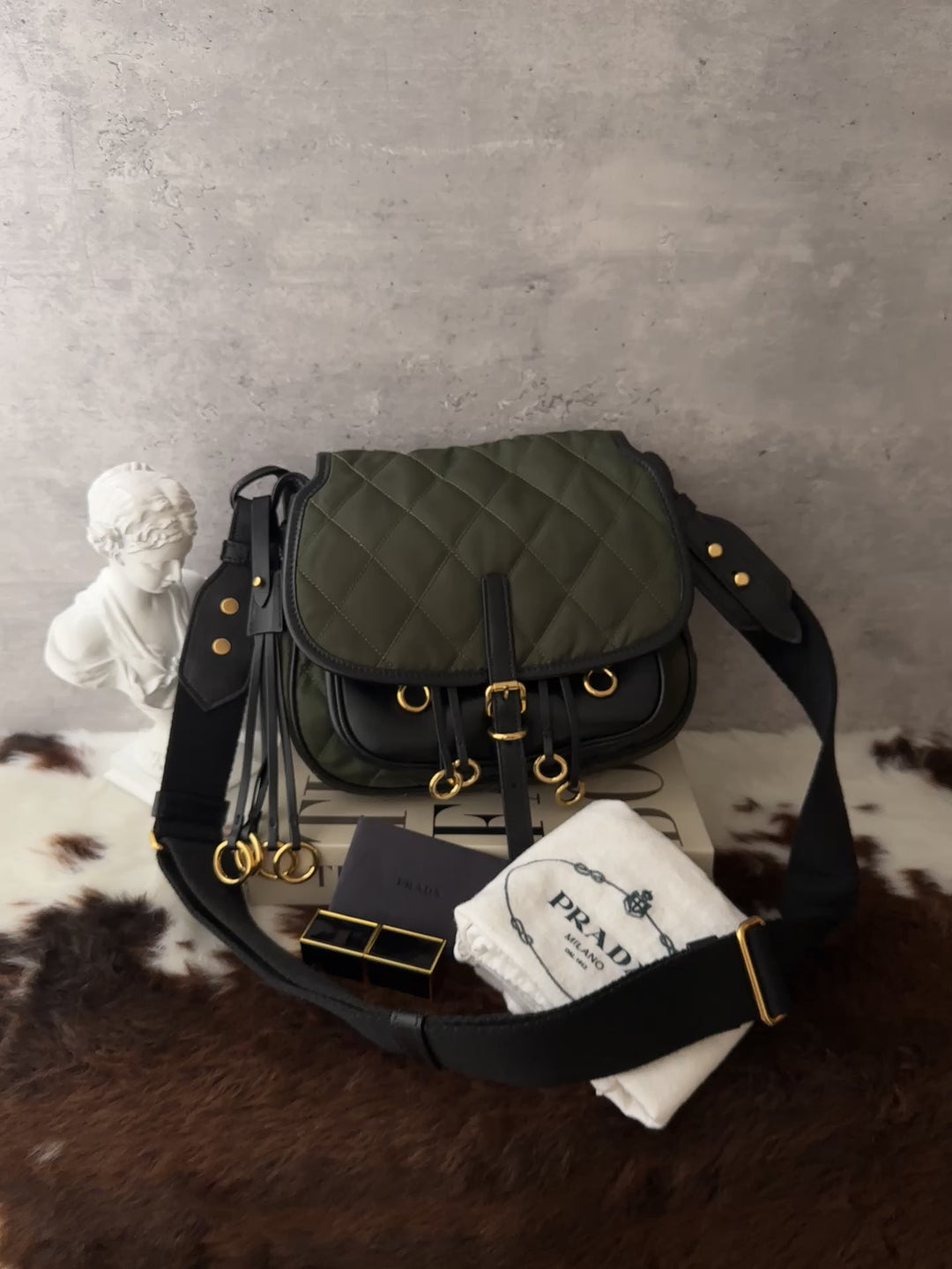 Prada Vintage Quilted Saddle Bag 💚🖤｜Military Green・Gold Ring Details・Y2K Shoulder Bag