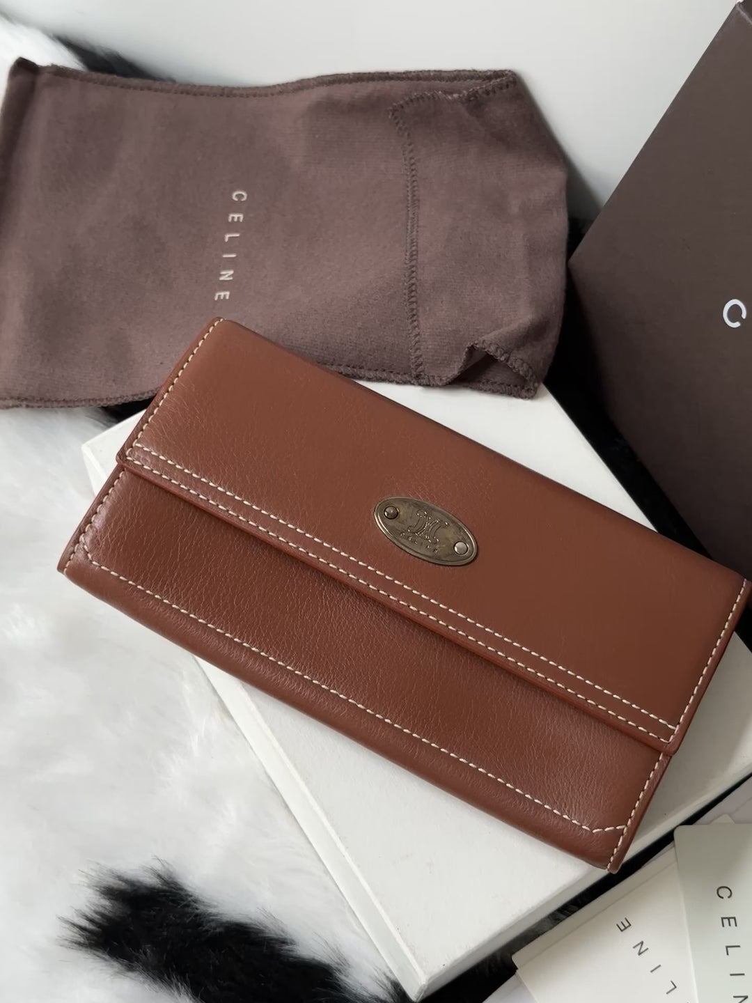 Celine Vintage Calfskin Long Wallet 🤎✨｜Rich Chocolate Tone・Full Set with Box・Convertible WOC Style