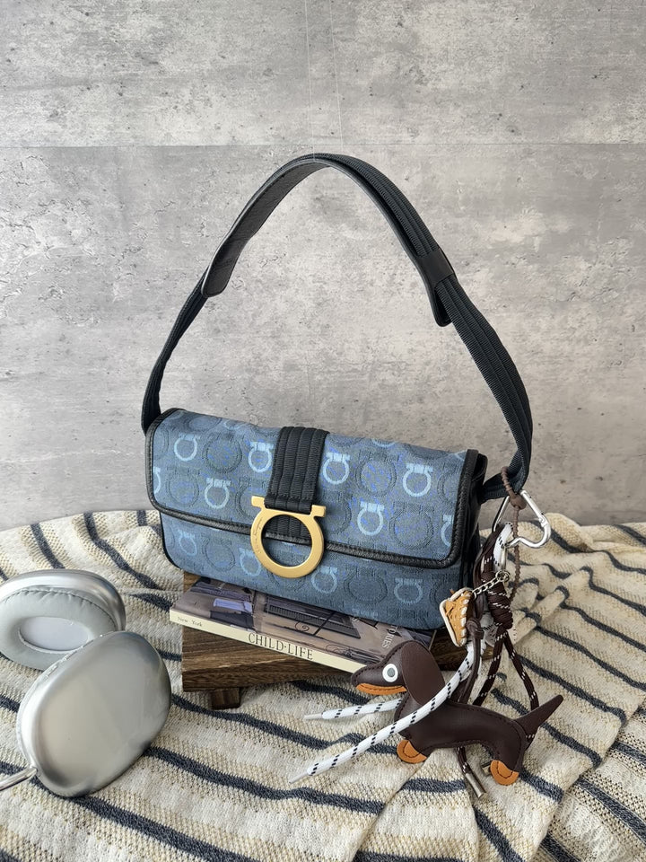 Ferragamo Monogram Baguette Hobo Shoulder Bag 💙🖤｜Blue Monogram × Gancini Buckle × Easy Daily Style