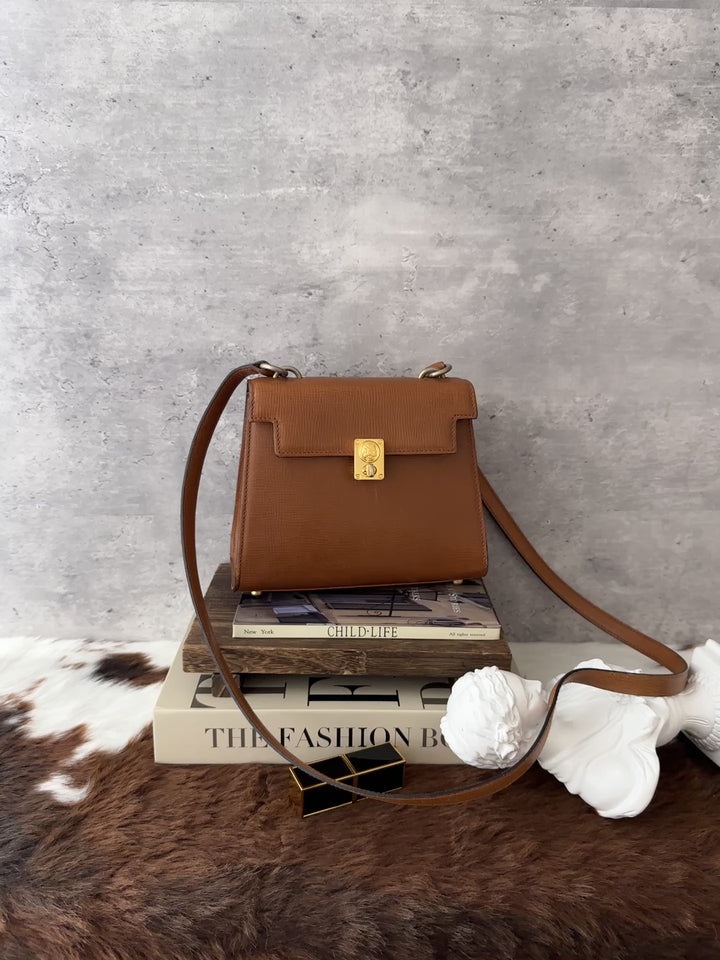 FENDI Mini Kelly 🤎✨｜Hazelnut Brown × Gold Hardware × Vintage Mini Bag