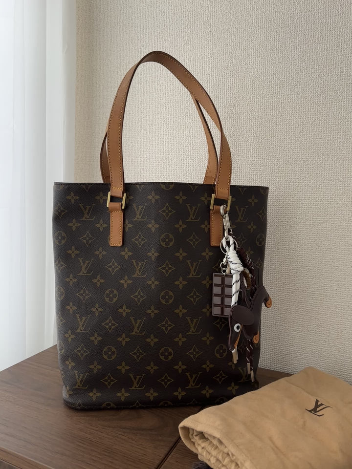 Louis Vuitton Monogram Tote 🤎 Timeless & Practical