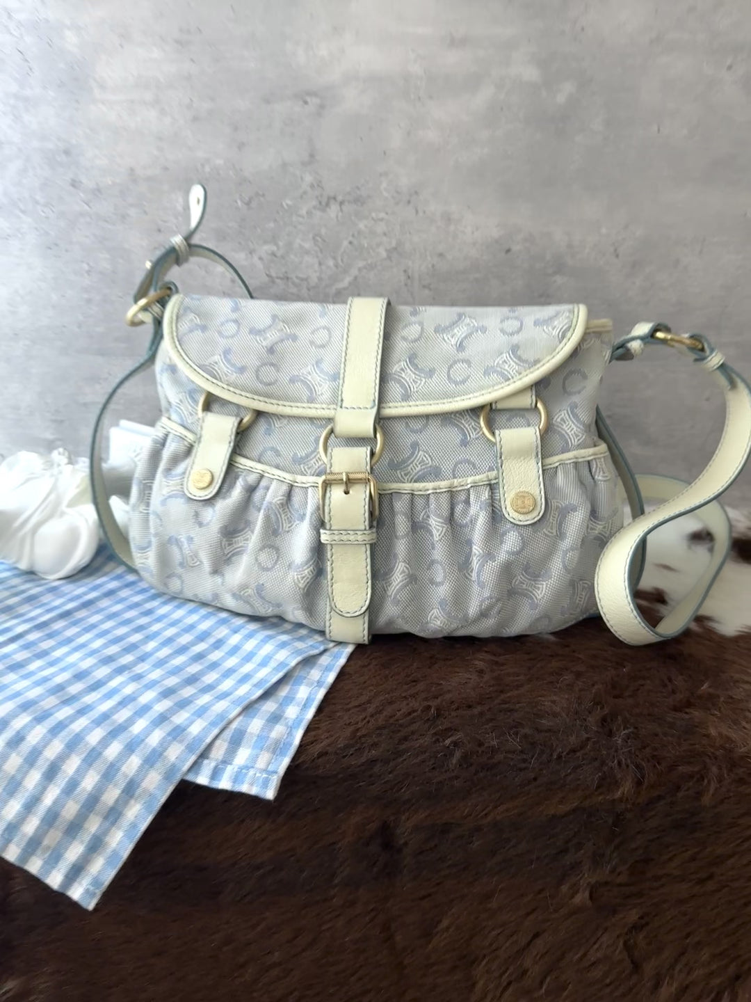 CELINE Vintage Triomphe Shoulder Bag 🩵✨｜Sky Blue Monogram