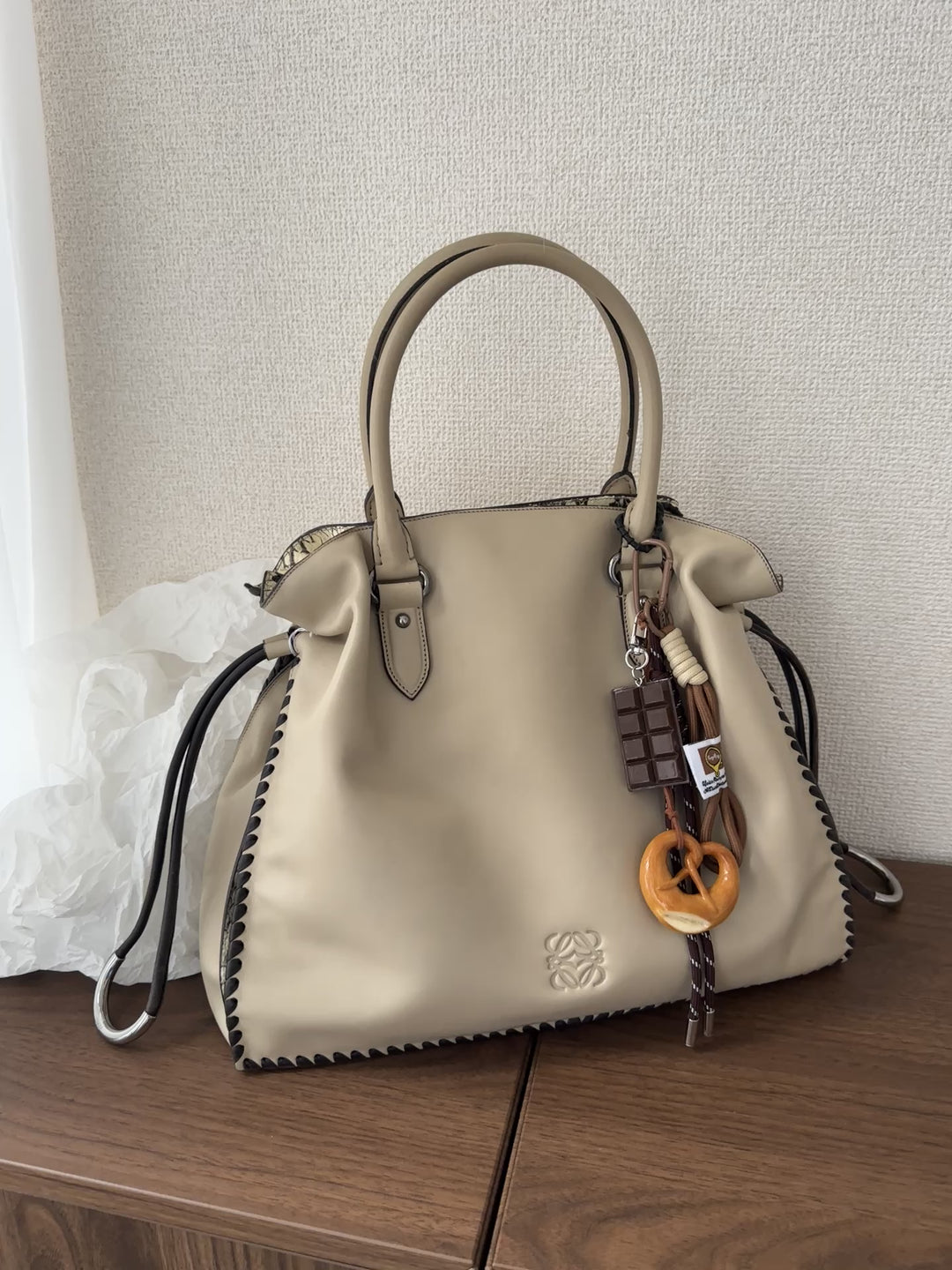 Loewe Snakeskin & Lambskin Fortune Tote🤍✨ | Exquisite Craftsmanship Meets Everyday Luxury