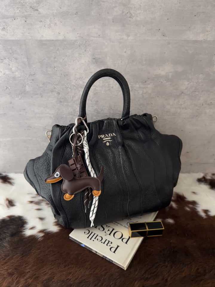 PRADA Pleated Pumpkin Tote Bag 🖤｜Glossy Black Leather × Sculptural Pleats × Custom-Strap Friendly