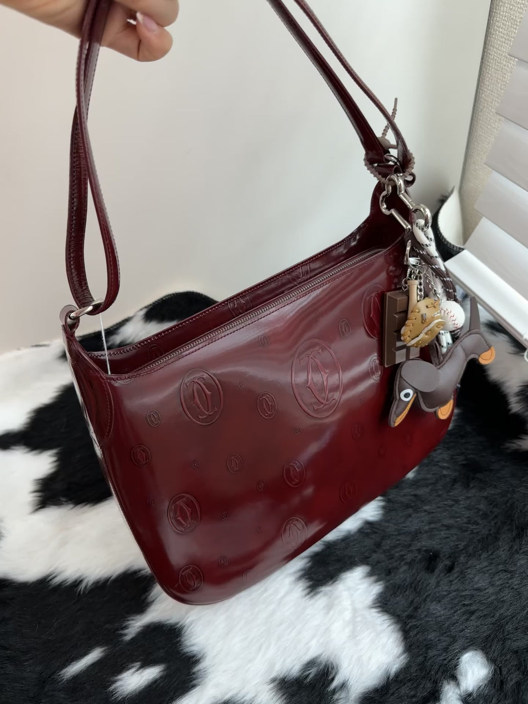 Cartier Happy Birthday Embossed Hobo Bag ❤️｜Glossy Patent Leather・Iconic Logo Embossing・Rare Vintage Piece