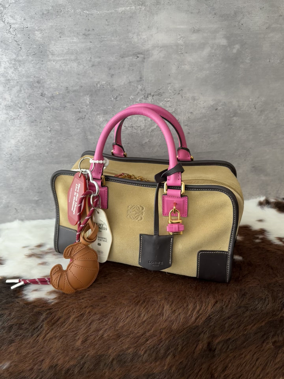 Loewe Amazona 28 Limited Teddy Bear 🤎🧸🎀｜Suede & Leather Colorblock × Pink Handles × Key & Lock
