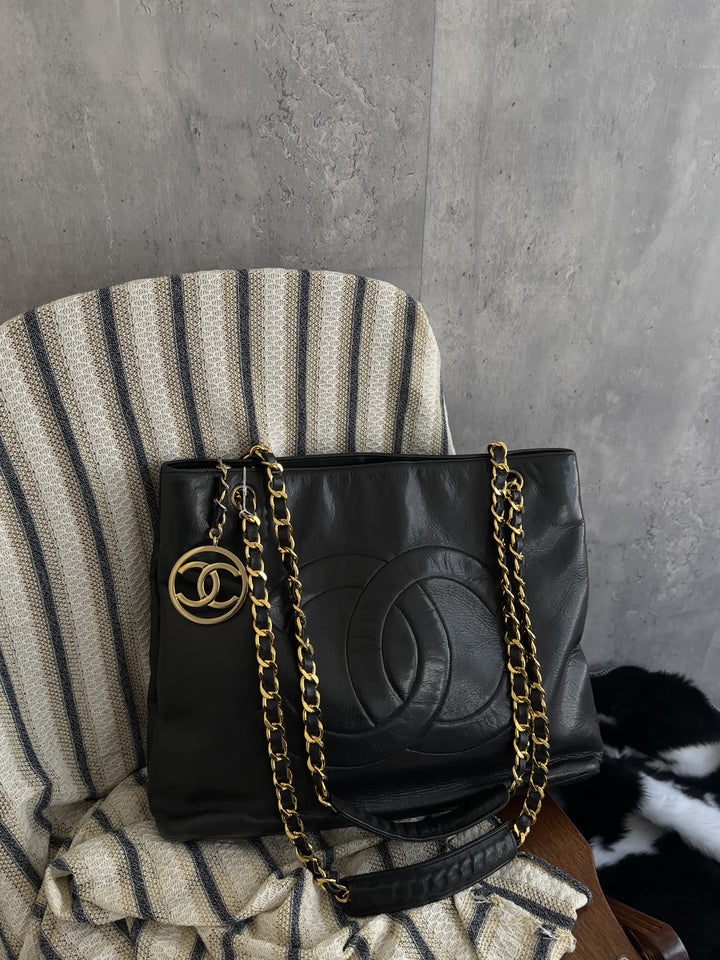 Chanel Large CC Circle Chain Shoulder Bag