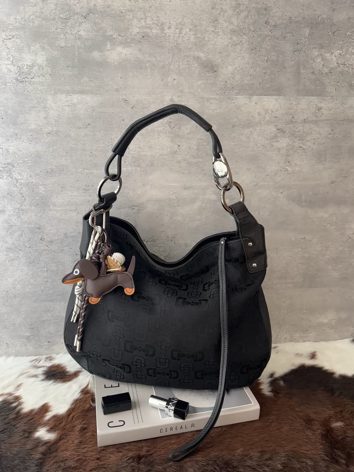 Gucci Horsebit Hobo Bag 🖤｜Tonal Horsebit Monogram・Relaxed Hobo Shape・iPad-Friendly Capacity