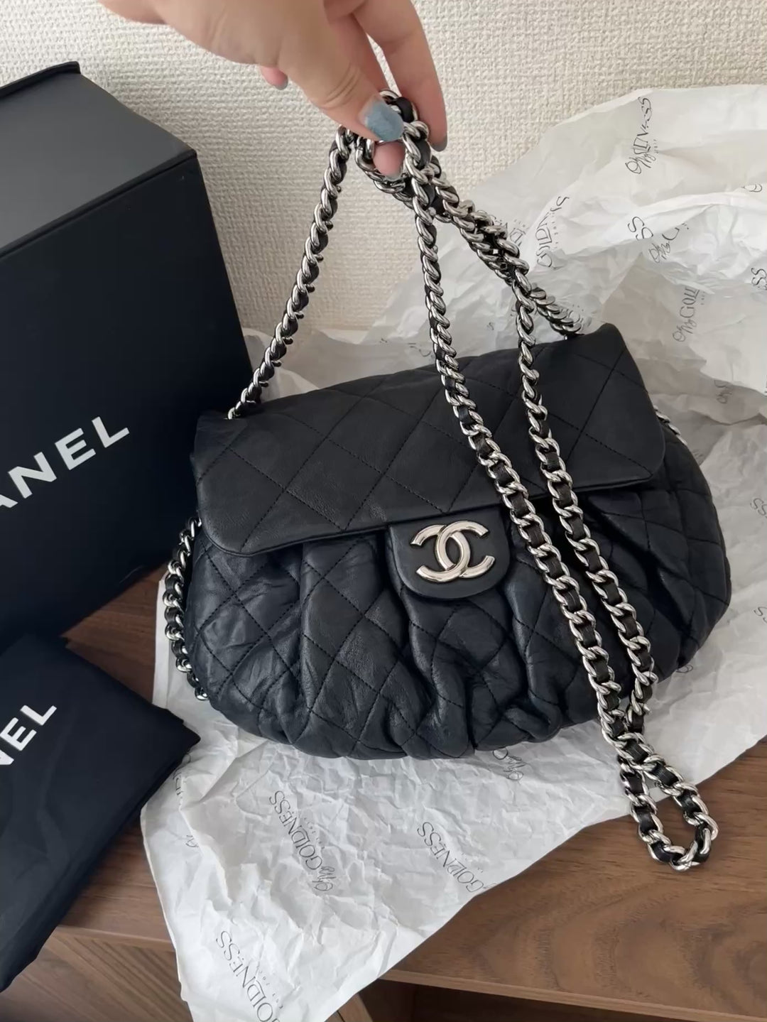 CHANEL Quilted Black “Ingot” Flap Bag（Medium Size / Silver Hardware）｜Rare Versatile Beauty 🖤✨