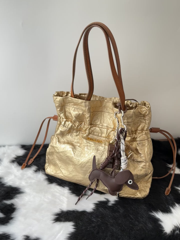 Prada 19 Tote Bag 💛✨｜Metallic Gold・Crinkled Leather・Statement Design