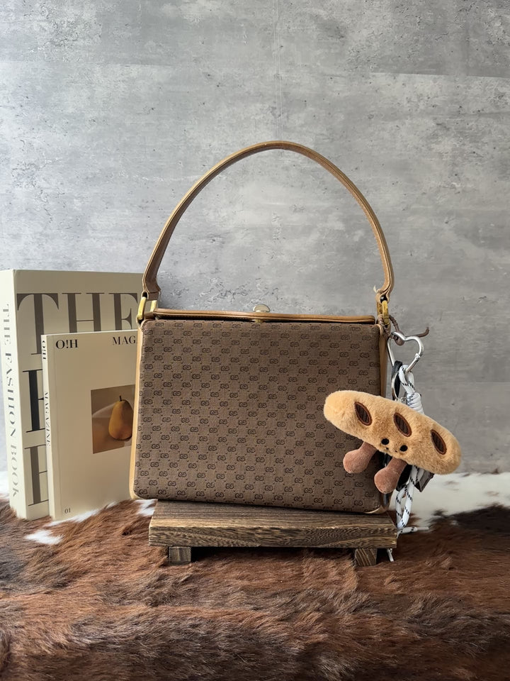 GUCCI Mini GG Canvas Box Shoulder Bag 🤎｜Monogram Canvas｜Caramel Leather｜Turn-Lock Closure