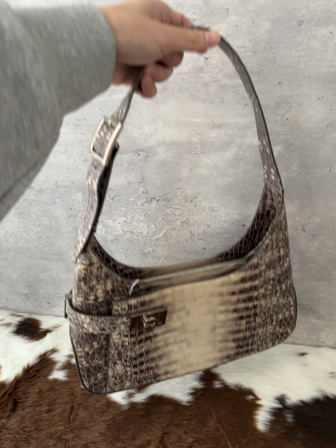Ferragamo “Croc-Embossed Adjustable Hobo” 🤎✨ | Rare Embossed Leather & Elegant Sculpted Silhouette