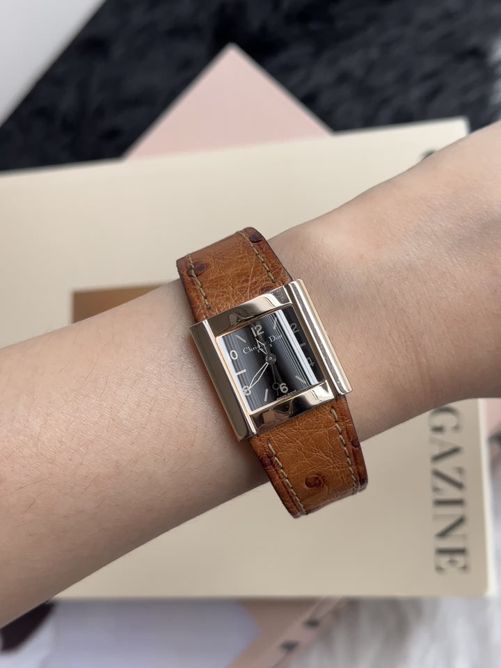 DIOR Ostrich Leather Watch 🤎｜Rare Ostrich Leather × Rectangular Black Dial × Gold-Tone Finish