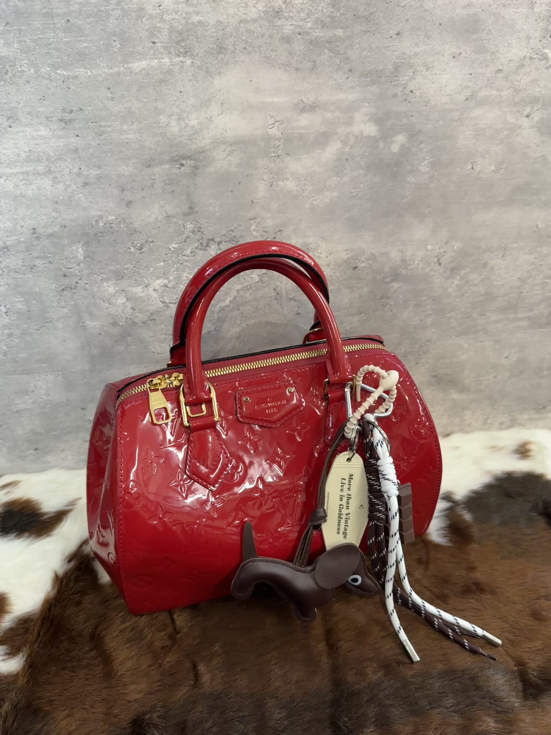 Louis Vuitton Vernis Boston ❤️｜Monogram Vernis × Festive Red × Top Handle Elegance