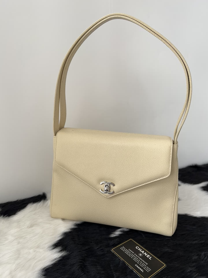 CHANEL Cream Caviar Kelly Shoulder Bag｜Soft Cream Hue × Silver CC Turn Lock × Double-Strap Vintage Elegance 🤍✨👜