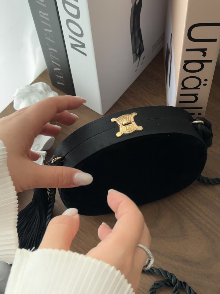 CELINE Vintage Velvet Round Tassel Bag（Black × Gold）｜Collector’s Gem 🖤✨