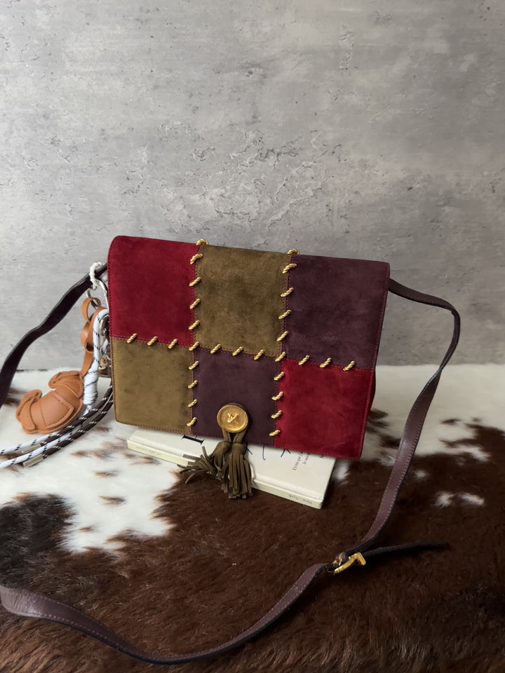 Ferragamo Patchwork Suede Crossbody ❤️💜｜Rare Vintage｜Gold Coin Closure｜Artistic Details
