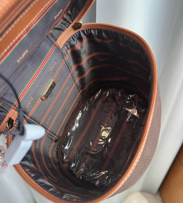 LOEWE Brown Bamboo Vanity Bag｜Rare Bamboo Handle × Unisex Vintage Charm 🧸✨