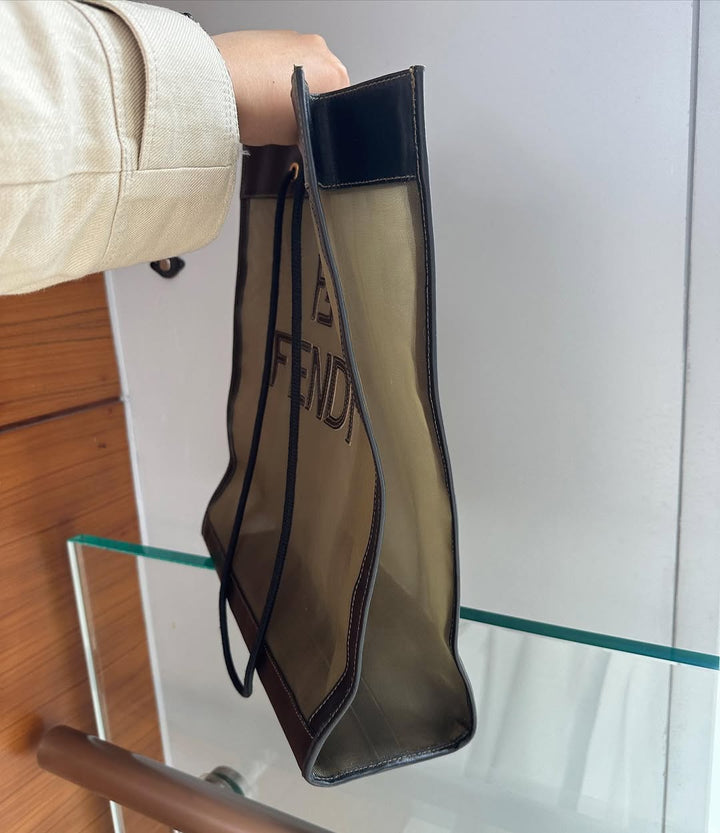 FENDI See-Through Tote（Brown Mesh with Black Leather Trim）｜Lightweight Capacity × Modern Transparency 🖤