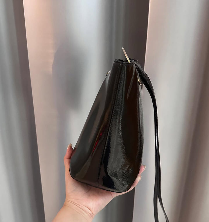 CELINE Black Leather Large Ring Bucket Bag（Small Size）｜Iconic Minimalism with a Sculptural Edge 🖤✨