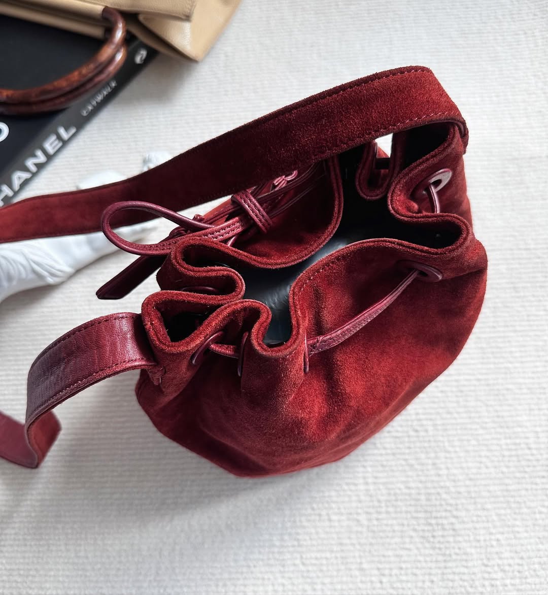 CHANEL Suede Drawstring Bucket Bag（Dark Red）｜Cherry Charm × Vintage Elegance 🍒✨