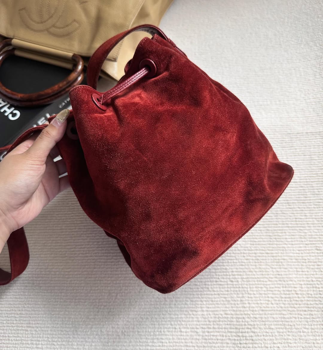CHANEL Suede Drawstring Bucket Bag（Dark Red）｜Cherry Charm × Vintage Elegance 🍒✨