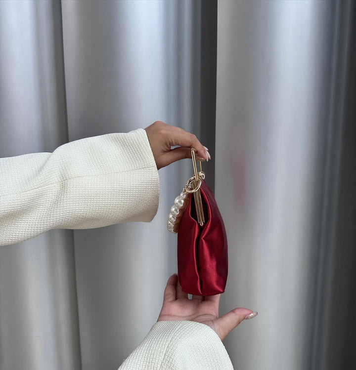 GUCCI Satin Frame Bag with Pearl Chain｜Elegant Retro Glamour 🌹