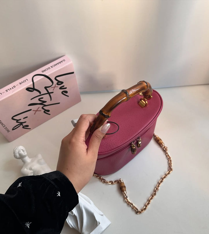 GUCCI Bamboo Dray Rose Pigskin Vanity Case｜Vintage Charm × Functional Elegance 🌸
